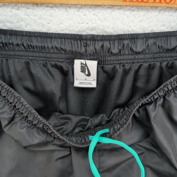 Nike x Atmos Men's XL NRG Windbreaker Track Pants 'Black Hyper Jade' CD6133-011 - Picture 5 of 9